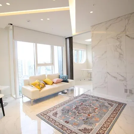 Cheongdam Beautiful APT 2룸 신축 Edition 풀옵션 장기가능